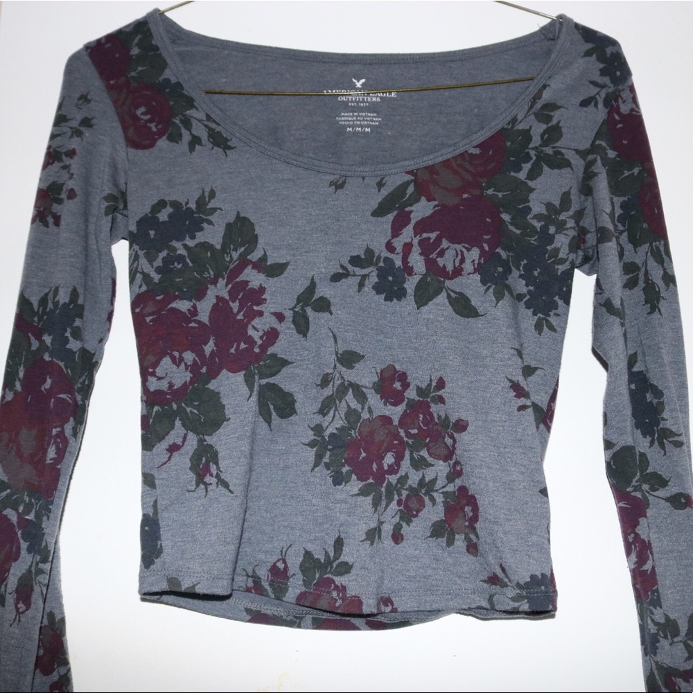 American Eagle Long-sleeve🕊🥀 *NEVER WORN* 50%OFF